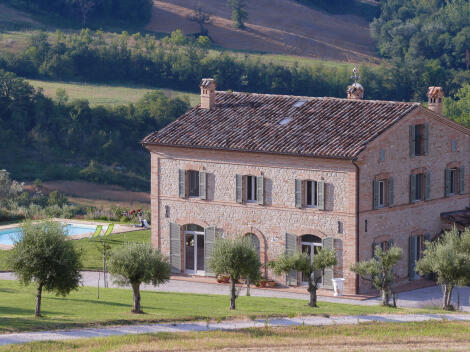 Sant'Angelo in Pontano Le Marche