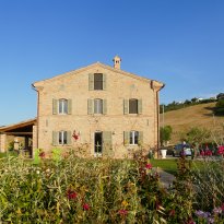 Sant'Angelo in Pontano Le Marche