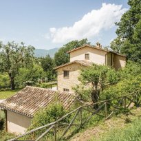 Camporotondo di Fiastrone Le Marche