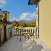 Porto Valtravaglia  Lago Maggiore