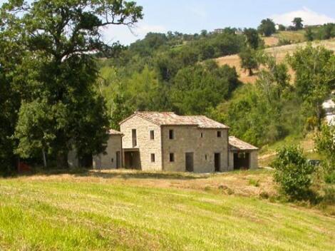 Sant'Angelo in Pontano Le Marche