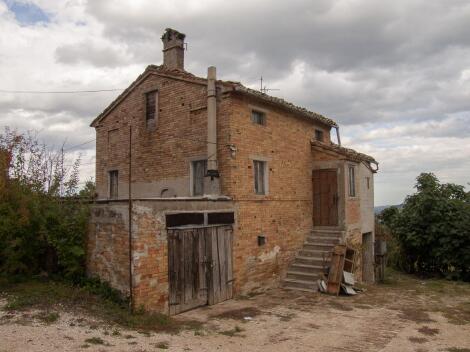 Loro Piceno Le Marche